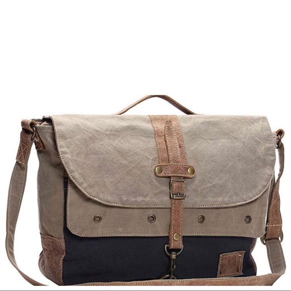 FLAPOVER MESSENGER BAG - Picture 7 of 9